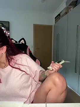 OliviaaFischer online show from April 19, 2:27 pm