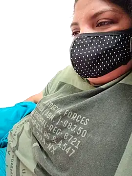 Snapshot of Komal-stream chatting on September 22, 8:33 pm Komal-stream online show from September 22, 8:33 pm