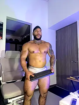 Snapshot of Andrew_Johnnson chatting on October 22, 12:22 am Andrew Johnnson online show from October 22, 12:22 am