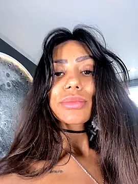 Sarajames online show from November 15, 2:13 pm