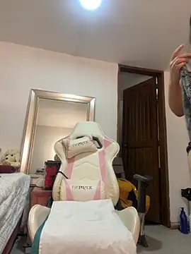 emma hot2006 online show from September 19, 2:29 pm