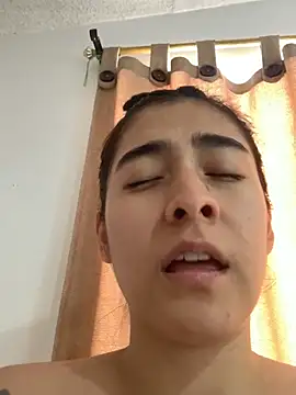 miaftmax online show from November 8, 3:34 pm