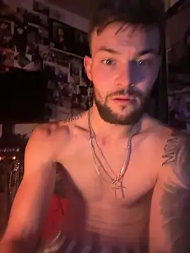 Snapshot of Mexxwell69 chatting on October 16, 11:17 pm Mexxwell69 online show from October 16, 11:17 pm