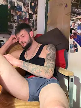 Snapshot of Mexxwell69 chatting on November 4, 11:59 pm Mexxwell69 online show from November 4, 11:59 pm