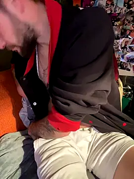 Snapshot of Mexxwell69 chatting on December 4, 12:09 am Mexxwell69 online show from December 4, 12:09 am