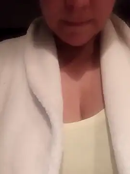 Cassandrina1 online show from September 29, 5:23 am