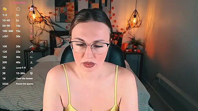 Snapshot of Lexi_terele chatting on October 18, 6:37 am Lexi terele online show from October 18, 6:37 am