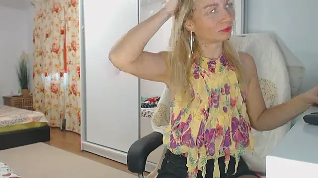 merlyn4 online show from January 8, 12:37 pm