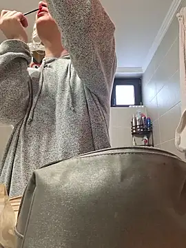 merlyn4 online show from January 19, 9:13 am