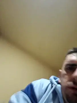 Snapshot of Lawrence067 chatting on December 17, 9:10 pm Lawrence067 online show from December 17, 9:10 pm