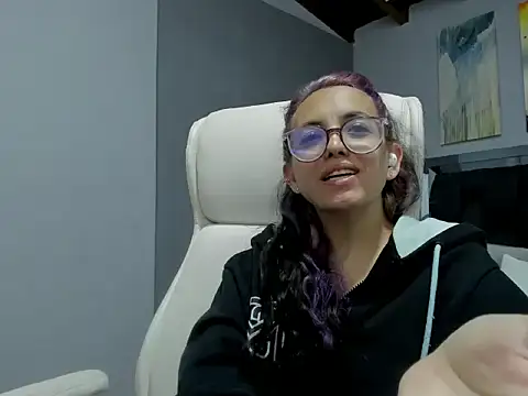 Snapshot of dalila_macherano1 chatting on September 10, 12:05 pm dalila macherano1 online show from September 10, 12:05 pm