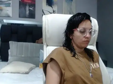 Snapshot of dalila_macherano1 chatting on September 29, 6:07 am dalila macherano1 online show from September 29, 6:07 am