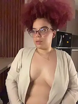 Enyagleam  online show from March 3, 1:45 am