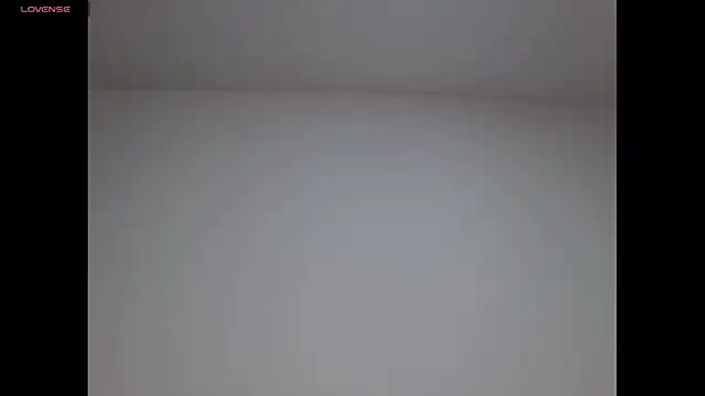 Snapshot of Gia_Lee chatting on November 6, 3:40 am Gia Lee online show from November 6, 3:40 am