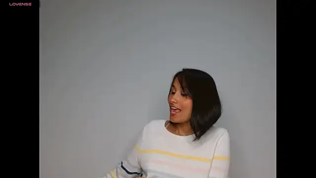 Gia Lee online show from February 17, 3:14 am