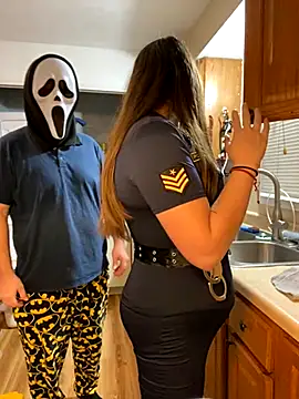 Mommasaurrex online show from October 16, 1:50 am