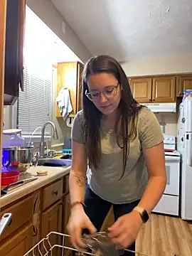 Mommasaurrex online show from November 10, 11:04 pm