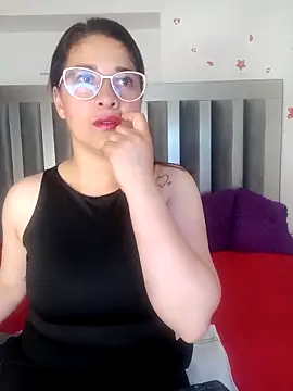 Snapshot of Alana_steel_1 chatting on September 13, 7:35 pm Alana steel 1 online show from September 13, 7:35 pm