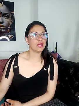 Snapshot of Alana_steel_1 chatting on September 27, 7:41 pm Alana steel 1 online show from September 27, 7:41 pm