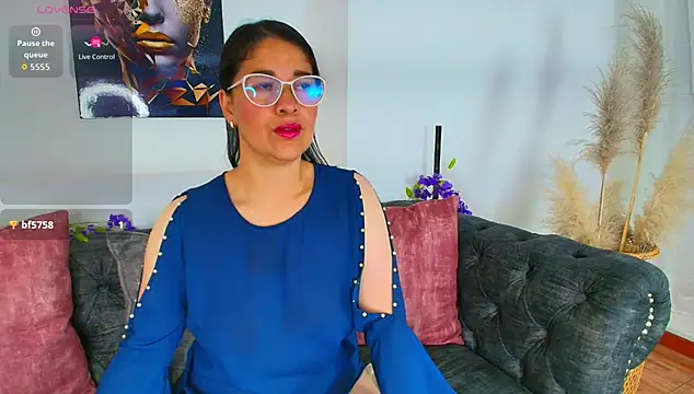 Snapshot of Alana_steel_1 chatting on September 28, 11:59 am Alana steel 1 online show from September 28, 11:59 am