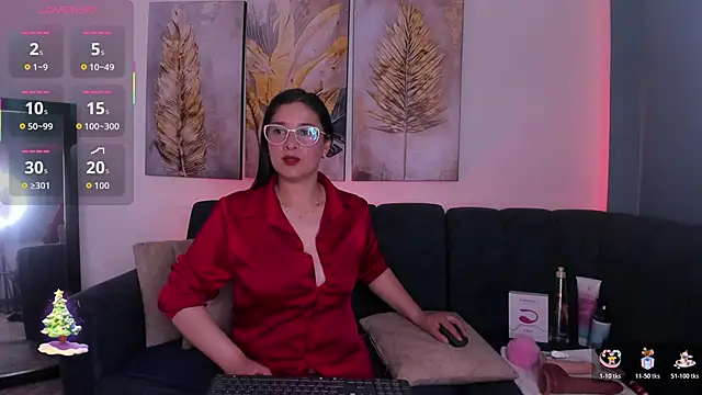 Snapshot of Alana_steel_1 chatting on December 2, 7:42 pm Alana steel 1 online show from December 2, 7:42 pm