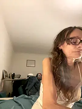 Chris06d22xh online show from September 10, 6:30 pm