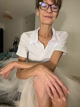 Chris06d22xh online show from October 6, 5:43 pm