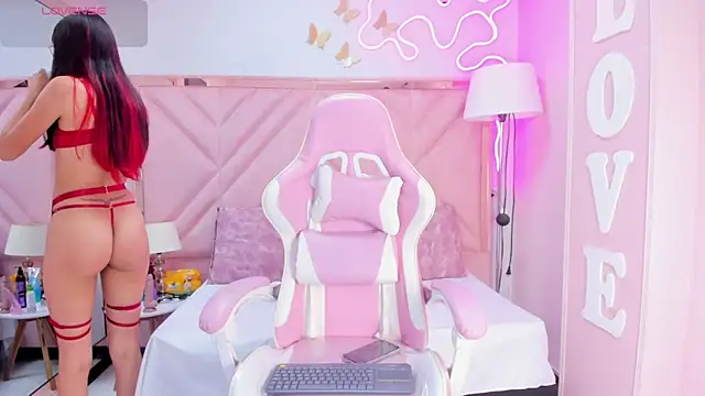 Aria Joness  online show from October 6, 12:57 pm