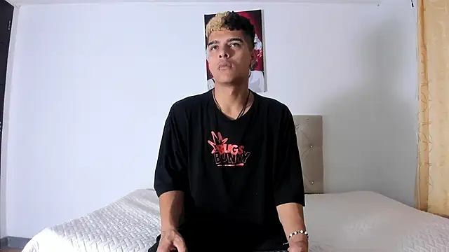 Snapshot of wyatt_3 chatting on September 22, 11:12 am wyatt 3 online show from September 22, 11:12 am