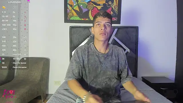 Snapshot of wyatt_3 chatting on November 6, 12:28 pm wyatt 3 online show from November 6, 12:28 pm