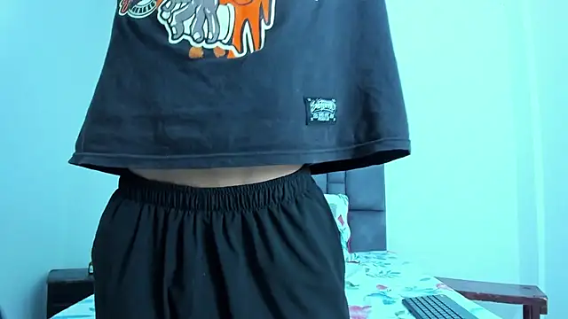 Snapshot of wyatt_3 chatting on November 18, 11:25 am wyatt 3 online show from November 18, 11:25 am