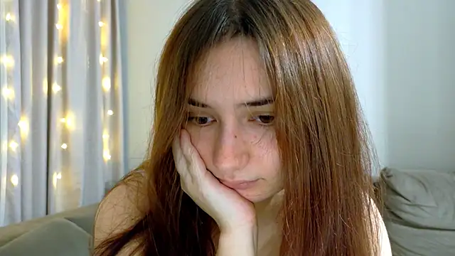 Lelia Vibe online show from October 31, 9:27 pm