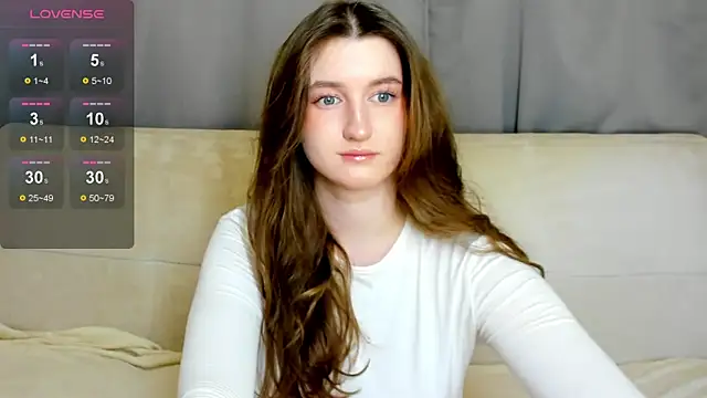 Snapshot of MissFoxy_Ti chatting on November 11, 1:16 am MissFoxy Ti online show from November 11, 1:16 am