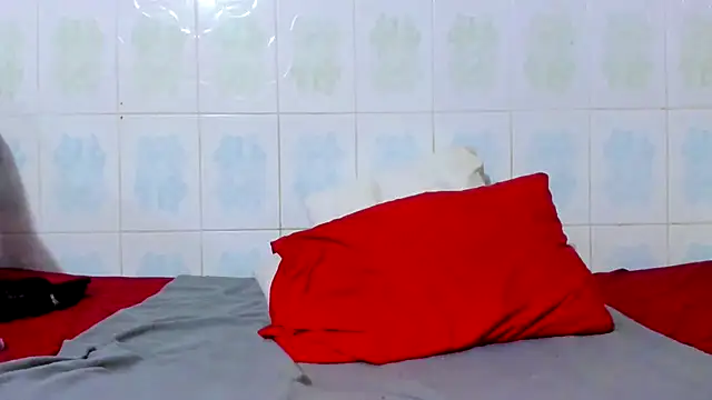 Eroticdollxx3 online show from October 2, 4:14 pm