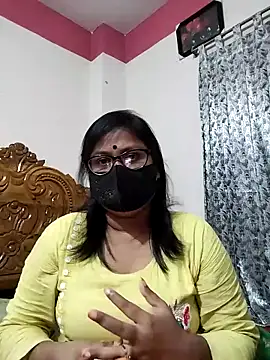 Snapshot of Ayat-3 chatting on October 11, 7:56 pm Ayat-3 online show from October 11, 7:56 pm