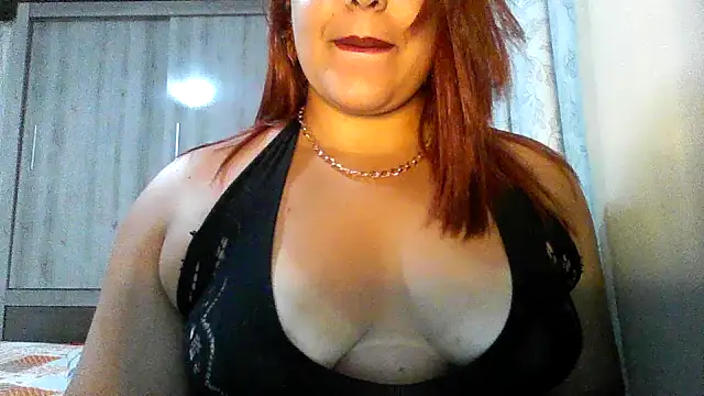 Snapshot of RuivaMisteriosa3 chatting on October 9, 7:06 am RuivaMisteriosa3 online show from October 9, 7:06 am