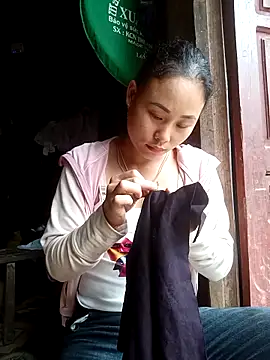 Snapshot of Ruaiuoi chatting on May 19, 1:56 am Ruaiuoi online show from May 19, 1:56 am