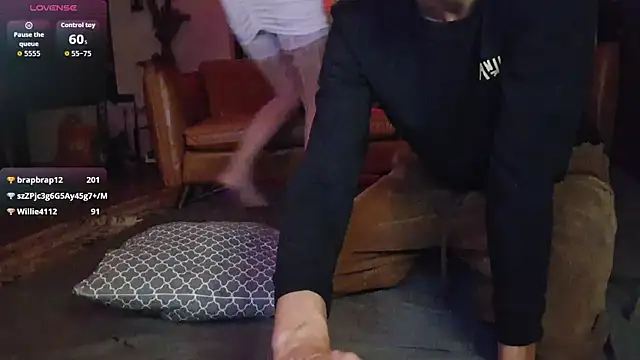 Snapshot of squirtproff chatting on September 18, 9:50 pm squirtproff online show from September 18, 9:50 pm