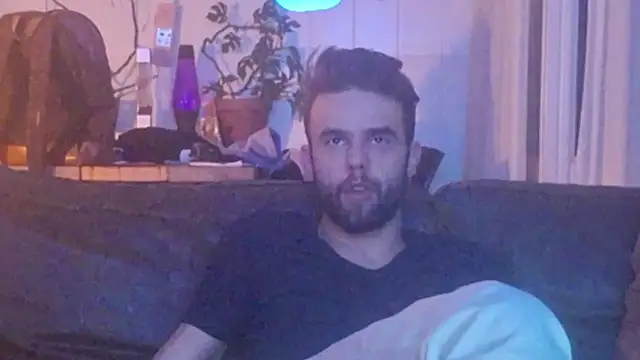 Snapshot of squirtproff chatting on October 15, 4:01 am squirtproff online show from October 15, 4:01 am