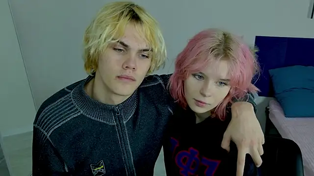 Snapshot of Bonnie_And_C1yde chatting on November 2, 5:04 pm Bonnie And C1yde online show from November 2, 5:04 pm