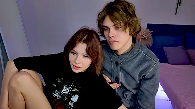 Snapshot of Bonnie_And_C1yde chatting on November 24, 5:12 pm Bonnie And C1yde online show from November 24, 5:12 pm