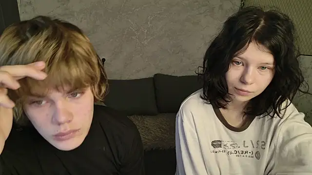 Bonnie And C1yde online show from April 1, 5:08 am