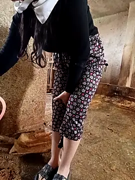 ezgi2545 online show from April 14, 7:14 am