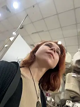 Snapshot of RosieSecret chatting on October 13, 8:03 am RosieSecret online show from October 13, 8:03 am