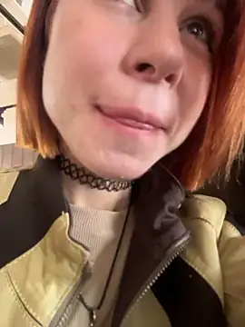 Snapshot of RosieSecret chatting on October 23, 8:13 am RosieSecret online show from October 23, 8:13 am