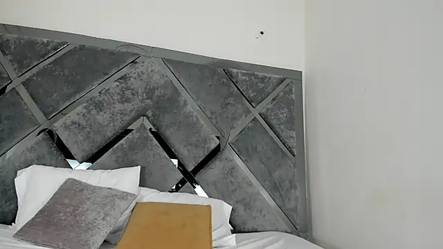 Snapshot of Sweet_Salome1 chatting on September 26, 12:53 pm Sweet Salome1 online show from September 26, 12:53 pm