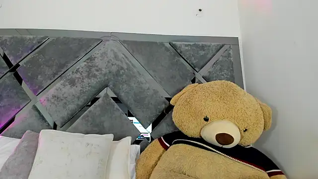 Snapshot of Sweet_Salome1 chatting on October 31, 12:06 pm Sweet Salome1 online show from October 31, 12:06 pm