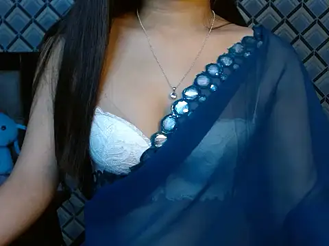 Evahhh4u online show from April 22, 6:09 pm