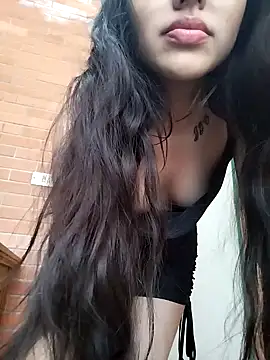 Snapshot of Goddesscut333 chatting on November 8, 6:29 pm Goddesscut333 online show from November 8, 6:29 pm