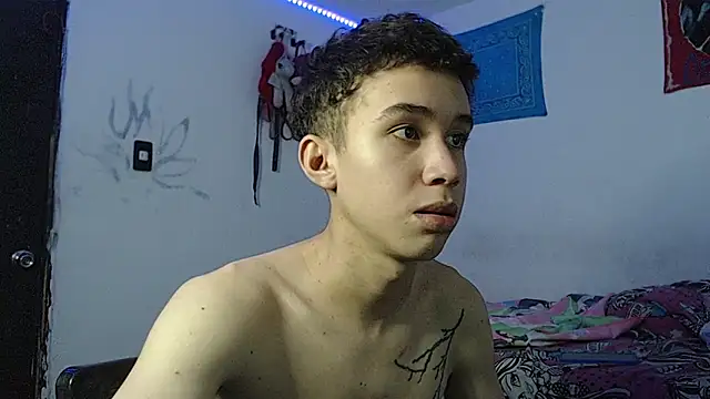 whiteboy69902 online show from October 21, 6:19 pm